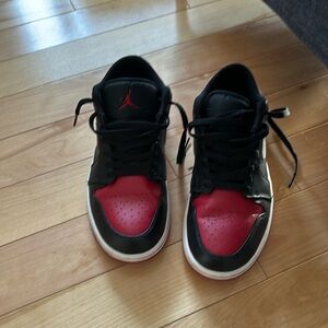 Air Jordan 1 Low Color: Black, Red and White color size: 8 US 7 UK